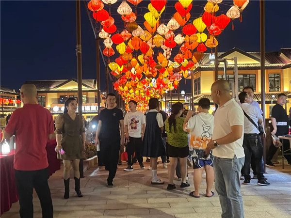 興商貿(mào) 促消費 惠民生！景德鎮(zhèn)這里的夜市很火爆！