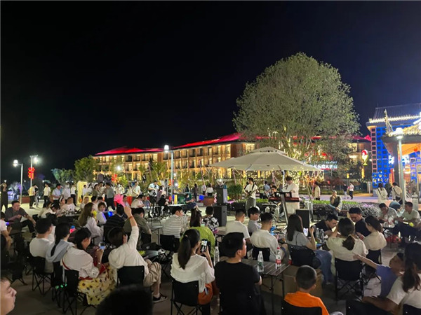 興商貿(mào) 促消費 惠民生！景德鎮(zhèn)這里的夜市很火爆！
